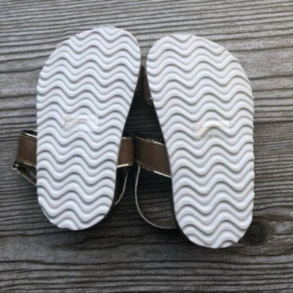 Bebe Brown & Gold Toddler Girl’s Sandals Sz 8 - Picture 3 of 10